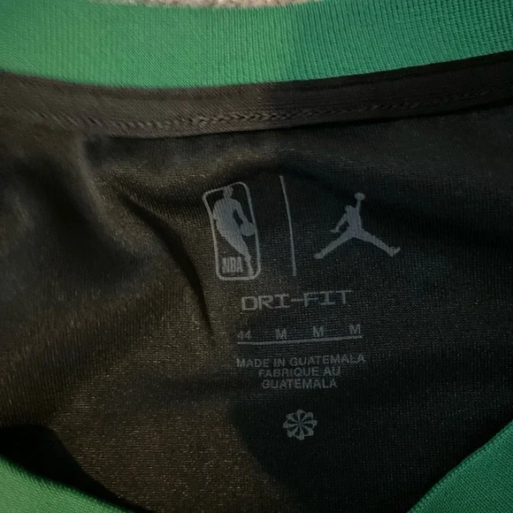 Jayson Tatum Jersey - Picture 7 of 8